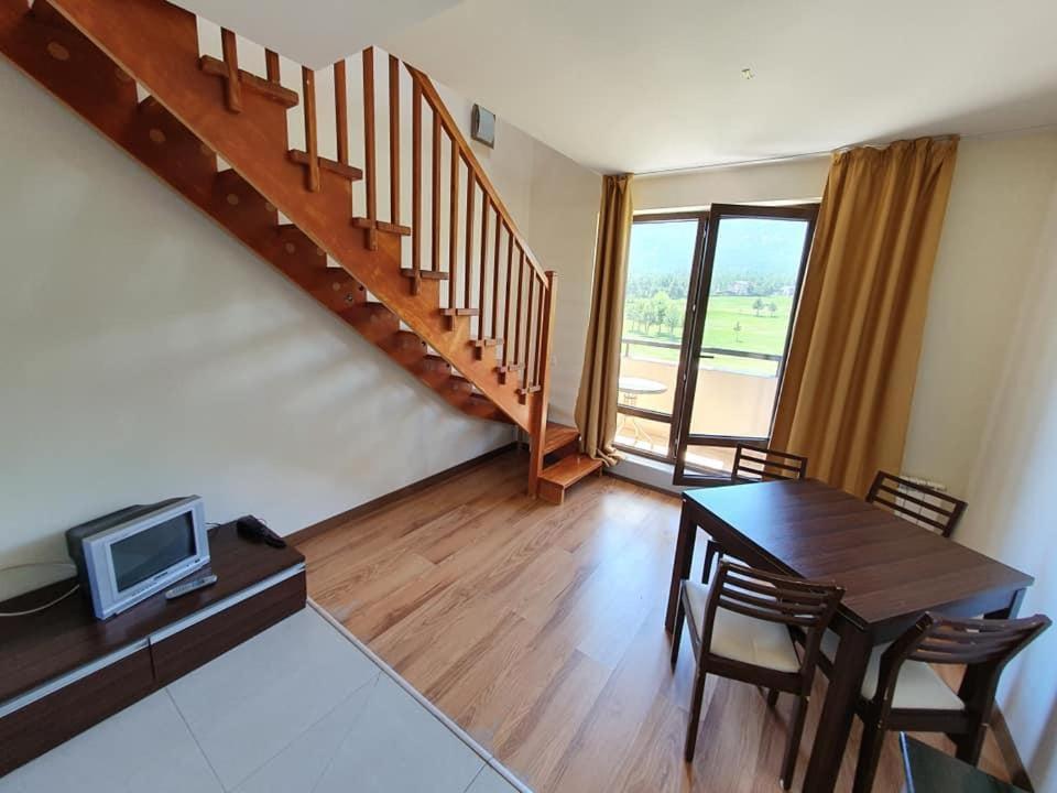 라즐로그 Sunny Duplex With Spectacular View In Terra Complex 아파트 호텔 외부 사진